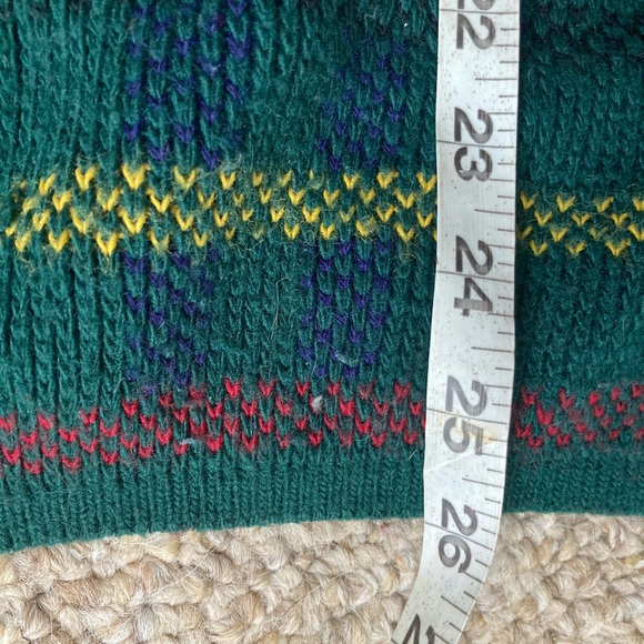 Vintage Plaid Sweater - Picture 7 of 8